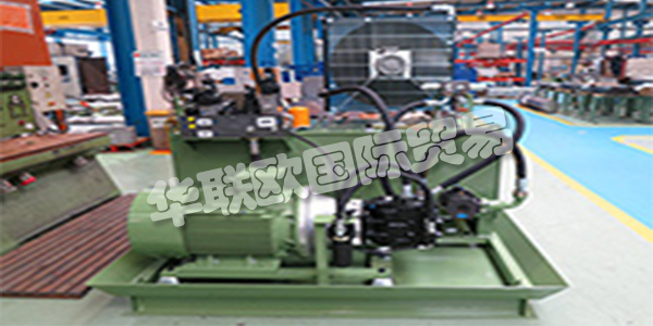 GLUAL擁有自己的ENGINEERING DEPARTMENT專業(yè)從事工業(yè)過程的自動(dòng)化：液壓  　　系統(tǒng)和電子系統(tǒng)?？蛻魸M意是他們整合最佳交鑰匙解決方案的主要目標(biāo)。