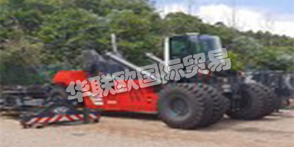 FORKLIFTCENTER BV專業(yè)生產(chǎn)1-60噸的叉車和集裝箱裝卸設(shè)備。在Forkliftcenter，您可以購買，出租和出售叉車。