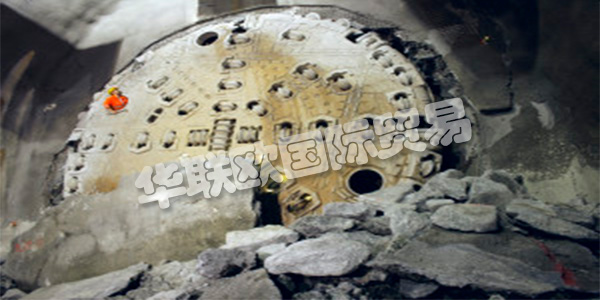 德國(guó)VMT主要產(chǎn)品：VMT視覺(jué)控制器、傳感器等。VMT的開(kāi)始在Herrenknecht AG集團(tuán)內(nèi)，Dipl.-Ing。(FH)Manfred Messing于1994年4月8日成立了一個(gè)兩人測(cè)量員辦公室，這是VMT歷史的開(kāi)始。目前，VMT在Bruchsal |德國(guó)總部雇傭了200名員工，在4大洲擁有5家子公司。